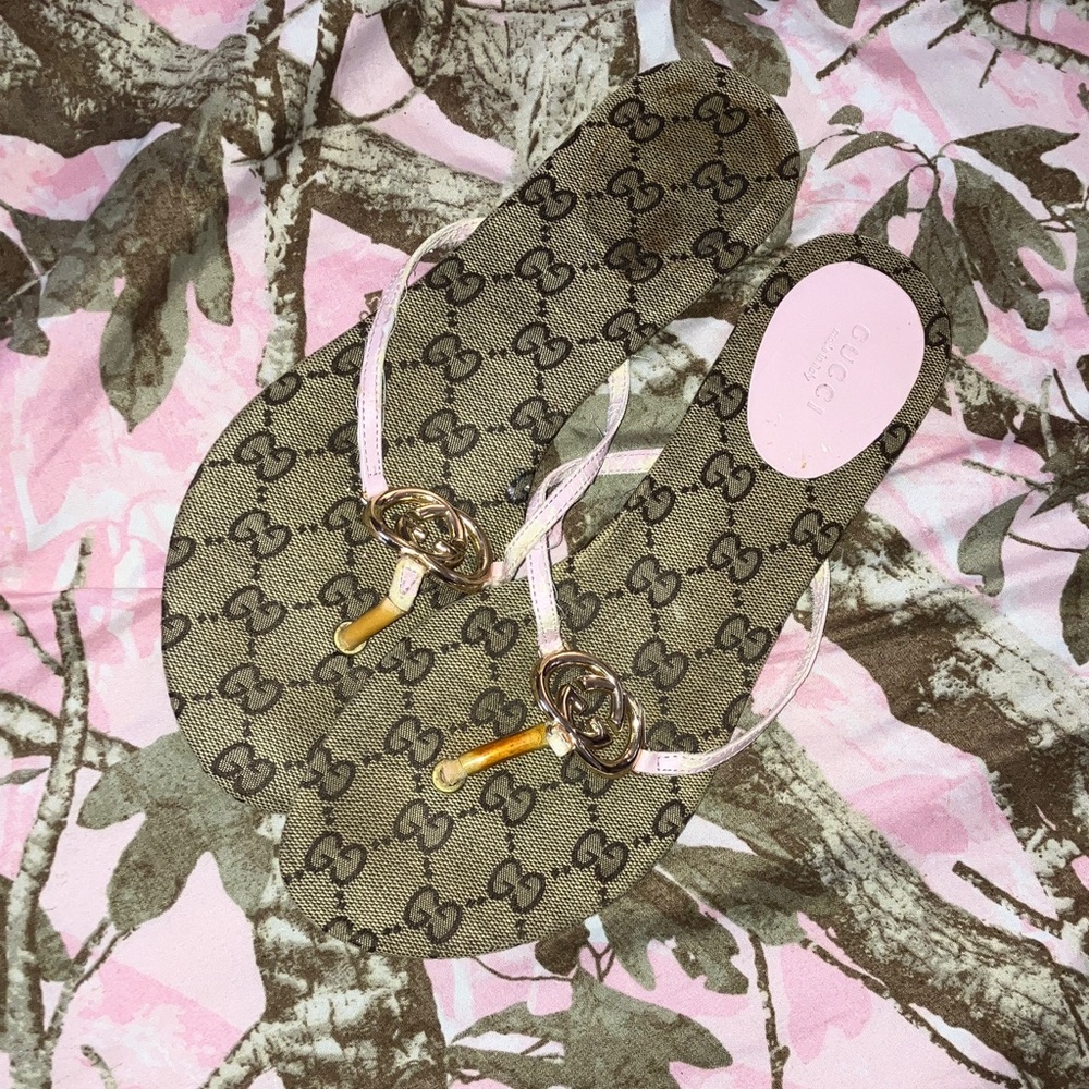 Gucci Brown GG Canvas Flip Flops with Pink Straps and Gold Hardware